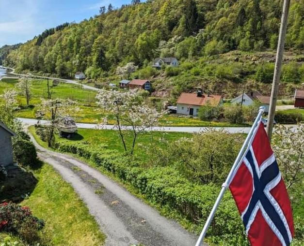 Anneks I Naturskjonne Gitlevag Lyngdal Luaran gambar